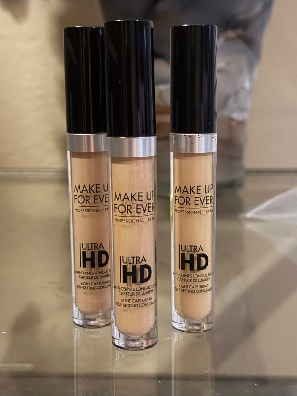33- Desert-Makeup Forever Ultra HD Concealer - shade: NEW NO BOX